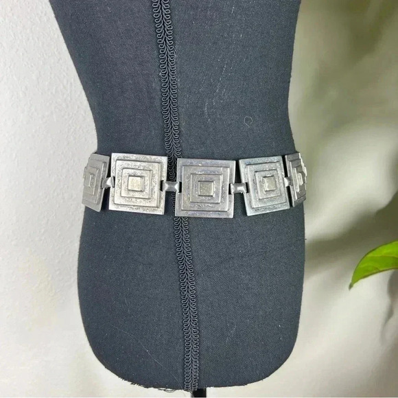 Escada Women’s Vintage Designer Geometric Silver/Black Antique Metal Chain Belt - Picture 6 of 14